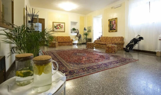 HOTEL PORTA DEL SOLE Soiano del Lago (BS)