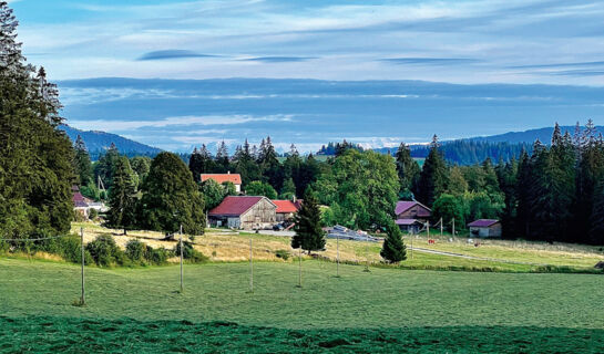 HÔTEL RESTAURANT LES CERNETS VAL-DE-TRAVERS Les Verrières