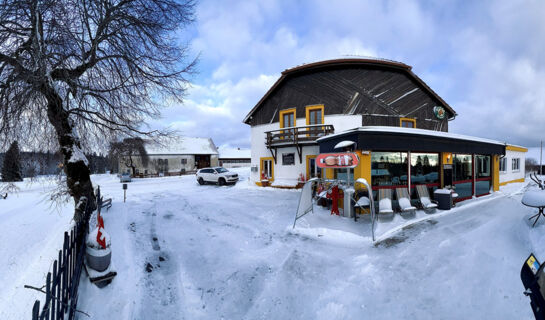 HÔTEL RESTAURANT LES CERNETS VAL-DE-TRAVERS Les Verrières