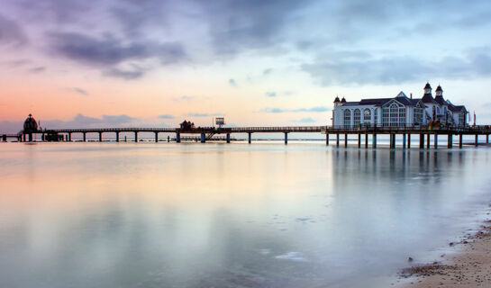 MEERBLAU · HOTEL · RÜGEN Sellin