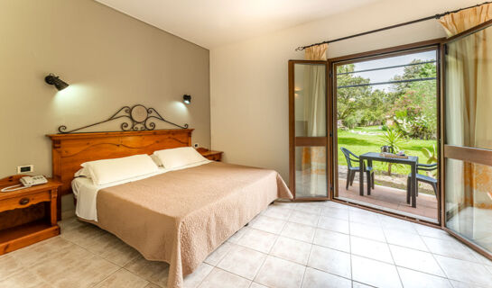 HOTEL RIBOT Arborea (OR)