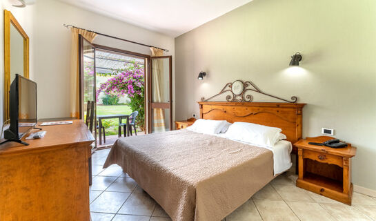 HOTEL RIBOT Arborea (OR)