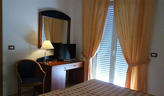 HOTEL SAIT (B&B) Terme Vigliatore