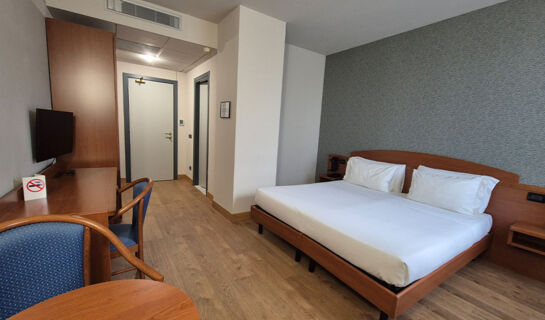 HOTEL LE CERBAIE (B&B) Altopascio (LU)