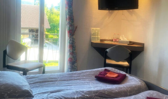 HÔTEL DE LA CIGOGNE (B&B) Miécourt