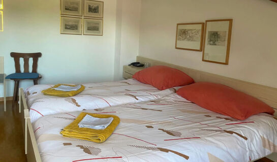 HÔTEL DE LA CIGOGNE (B&B) Miécourt