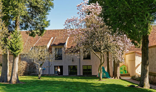 HÔTEL DES TROIS MAURES Couches