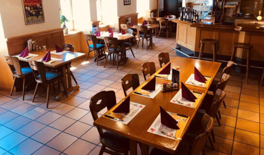 HÔTEL DE VILLE DE CHÂTEAU-D'OEX (B&B) Château-d'Oex