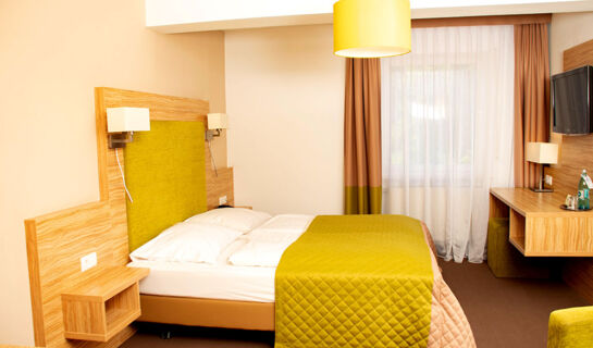 LANDGASTHOF ALTES KURHAUS Lisberg