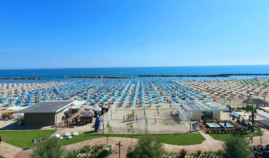 HOTEL AVILA IN Torre Pedrera (RN)