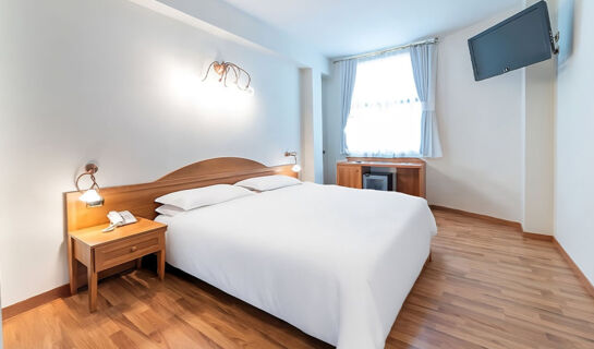 HOTEL PORTA DEL SOLE Soiano del Lago (BS)