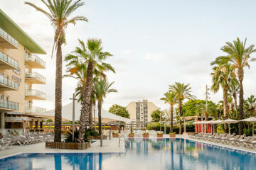 HOTEL CAPRICI VERD Santa Susanna