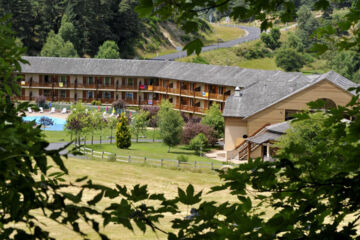 HOTEL CLUB LES HAMEAUX DE LOZERE Fournels