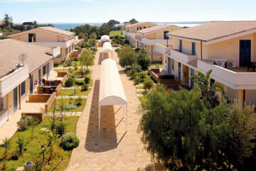CALABERNARDO RESORT Noto Marina