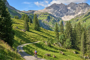 HOTEL TANNBERGERHOF (B&B) Lech am Arlberg