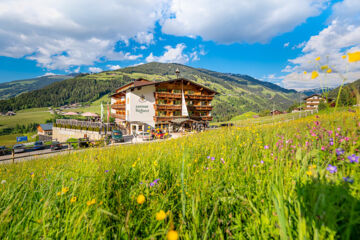 ALPEN WOHLFÜHLHOTEL DÖRFLWIRT Hainzenberg