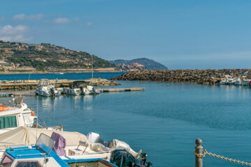 HOTEL RIVIERA DEI FIORI S. Lorenzo al Mare (IM)