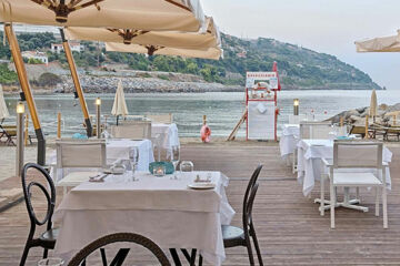 HOTEL RIVIERA DEI FIORI S. Lorenzo al Mare (IM)