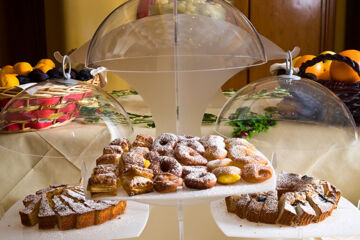 HOTEL VILLA RICCI Chianciano Terme (SI)