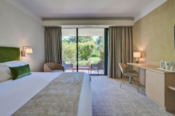 SEVAN PARC HOTEL (B&B) Pertuis