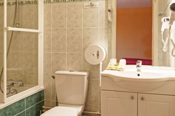 HÔTEL DES TROIS MAURES Couches