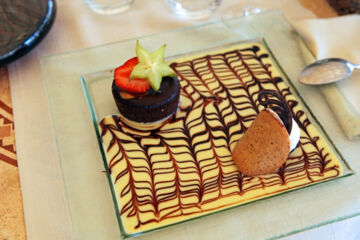 HÔTEL LE COURS Saint-Gilles du Gard