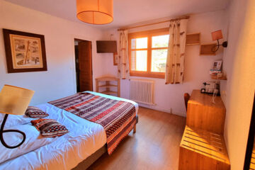 LOGIS HÔTEL LES PEUPLIERS Baratier