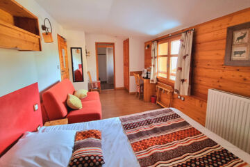 LOGIS HÔTEL LES PEUPLIERS Baratier