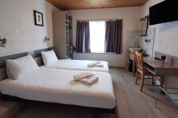 HÔTEL CRÊT DE L'ANNEAU Travers