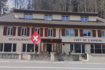 HÔTEL CRÊT DE L'ANNEAU Travers