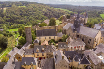 LE GRAND HÔTEL DE MAYENNE Mayenne