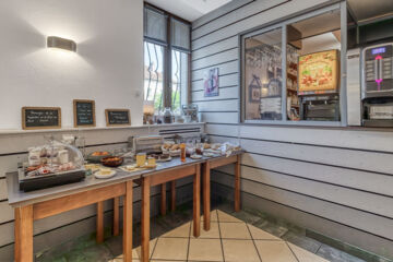 HÔTEL LE FER À CHEVAL Yenne