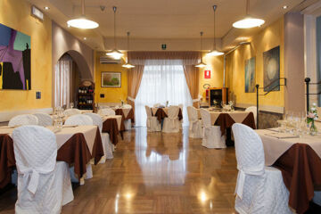 HOTEL MONTI San Baronto